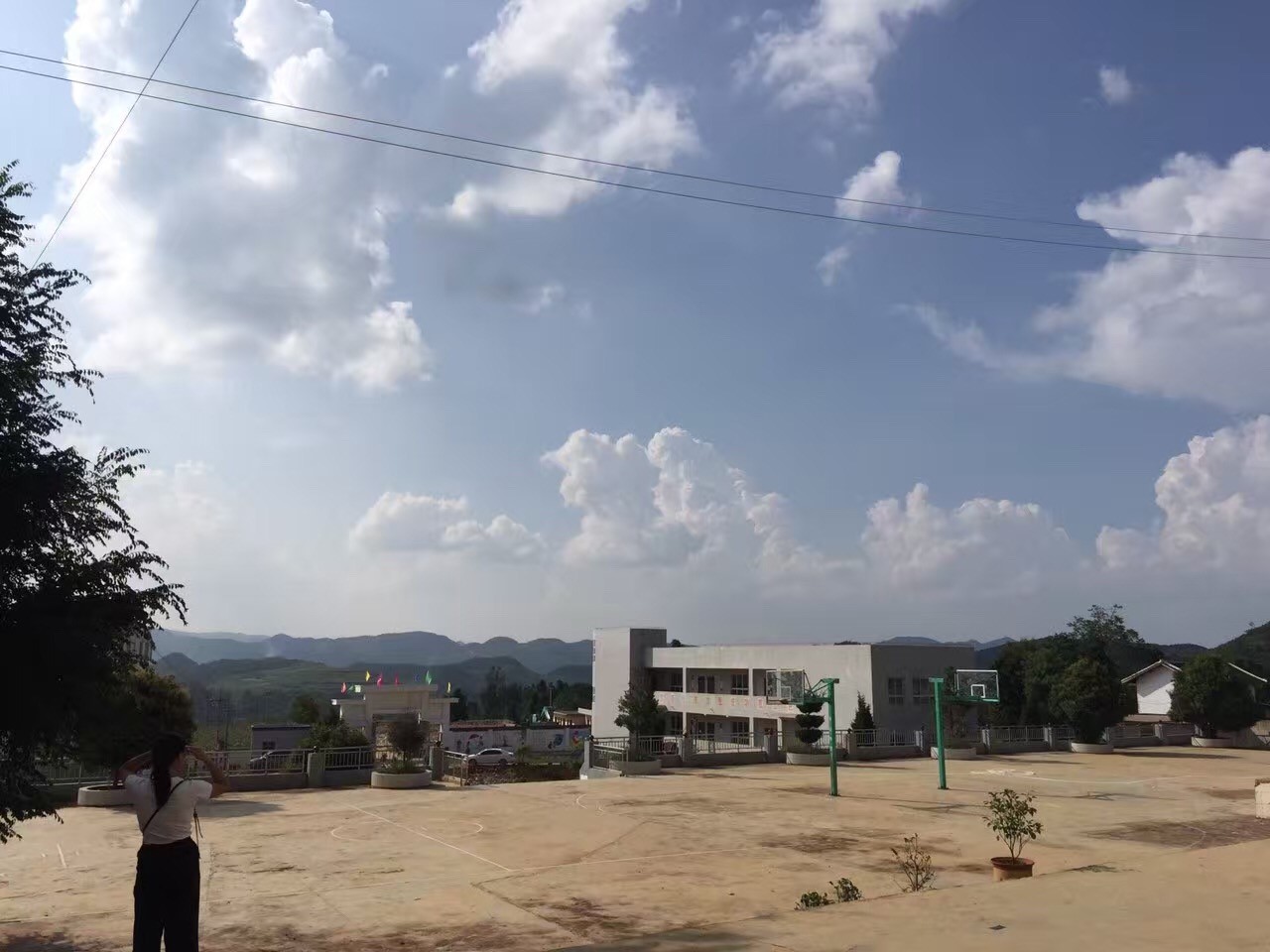 威宁羊街镇人口_贵州省威宁县羊街中学