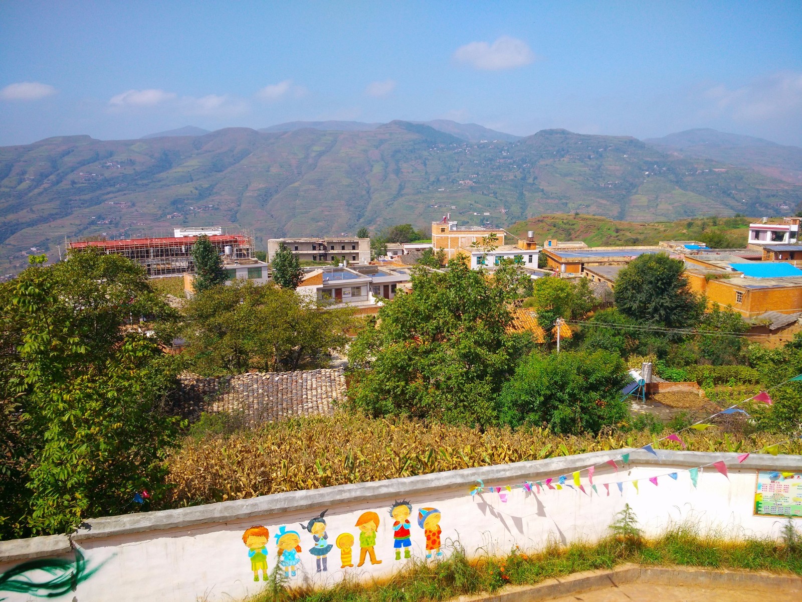 贵州省毕节市威宁县牛棚镇红岩小学