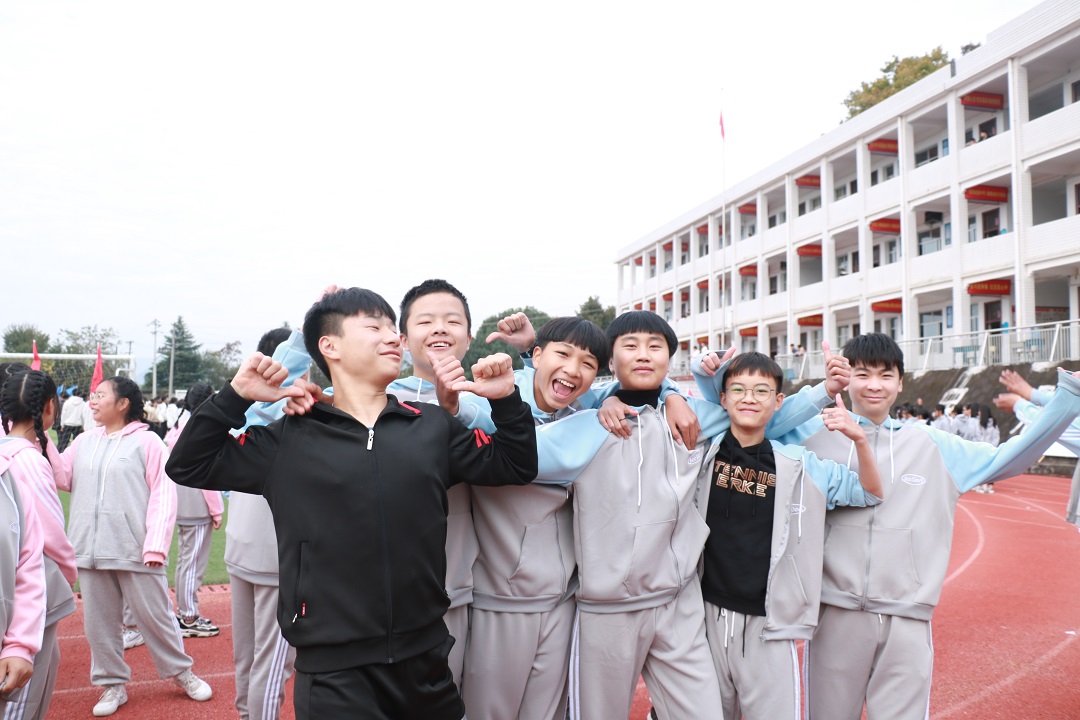秀梅探访3.jpg
